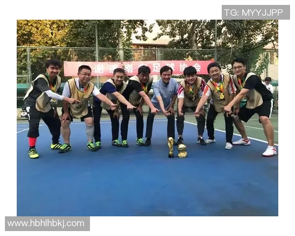 武汉足球队荣登足球配合排行榜第四名展现团队实力与默契 武汉足球队荣登足球配合排行榜第四名展现团队实力与默契