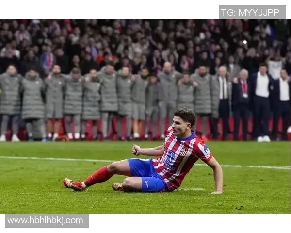 足球明星们的趣味互问视频大揭秘精彩瞬间回顾与幕后故事分享 足球明星们的趣味互问视频大揭秘精彩瞬间回顾与幕后故事分享