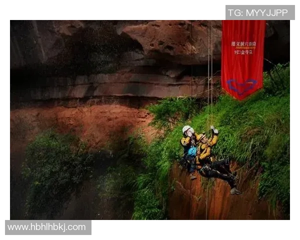 攀岩巨献：探秘广州攀岩队的灵活性